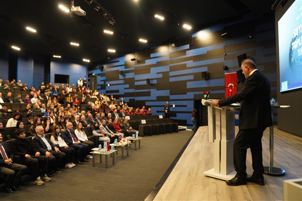 İstanbul'da su bilinci yarışması düzenlendi. Ümraniye Yaman Evler Şehit Emre