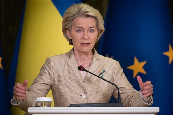 Avrupa Komisyonu Başkanı Ursula von der Leyen, Avustralya'daki törende tarihsel