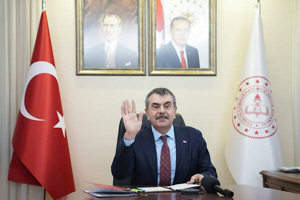 Milli Eğitim Bakanı Yusuf Tekin, 23 Nisan Çocuk Bayramı Düzenleme