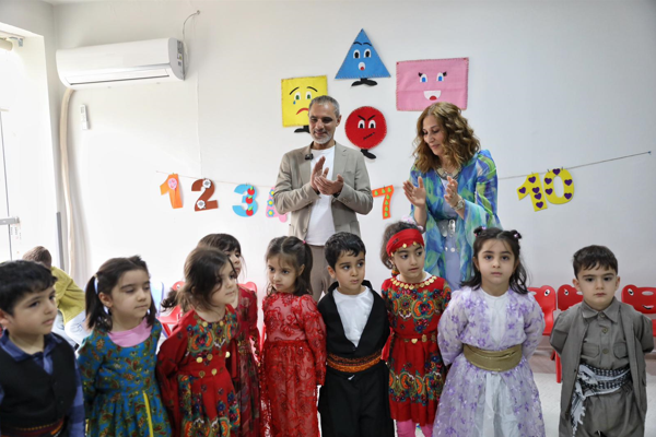 Kayapınar Belediyesi'nde Nevruz kutlaması, Zarokistan Perperik Kreşi'nde gerçekleşti. Eş Başkan