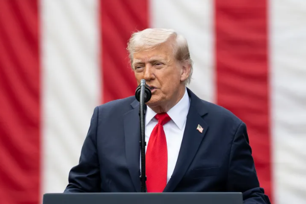 Amerika Birleşik Devletleri (ABD) Başkanı Donald Trump, İran'ın Hürmüz Boğazı'ndaki