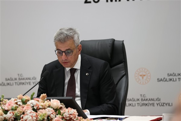 Kahramanmaraş’ta bir okulda meydana gelen silahlı saldırının ardından, Sağlık Bakanı