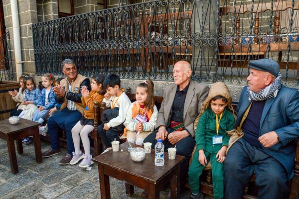 Diyarbakır Büyükşehir Belediyesi, Turizm Haftası kapsamında düzenlediği etkinlikte 260 çocuğu