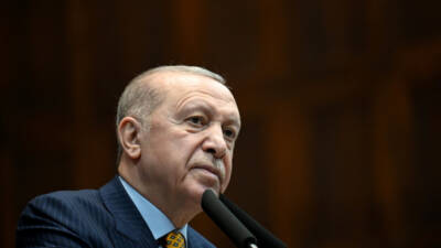 Cumhurbaşkanı Recep Tayyip Erdoğan, Türkiye Cumhuriyeti’nin 8. Cumhurbaşkanı Turgut Özal’ı