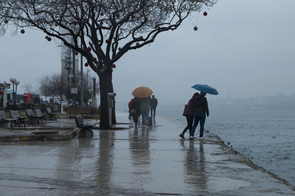 İstanbul Valiliği, Meteoroloji Genel Müdürlüğü’nün değerlendirmesine göre İstanbul’un yarın akşam