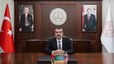 Millî Eğitim Bakanı Yusuf Tekin, Gaziantep’te düzenlenen “Öğrencilerin Söz Varlığının