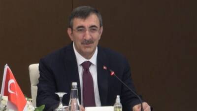 Cumhurbaşkanı Yardımcısı Cevdet Yılmaz, Eskişehir’deki üç üniversitenin ortaklığında düzenlenen “Uluslararası